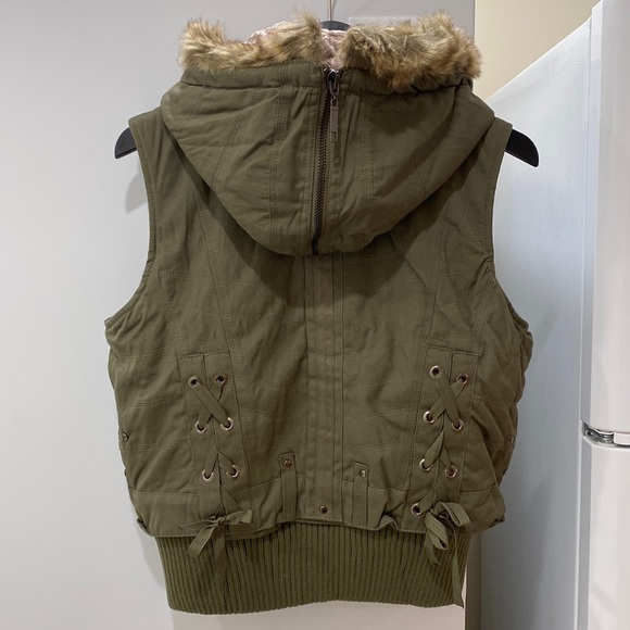 **NWOT ** Military Vest For Kids - Picture 7 of 12